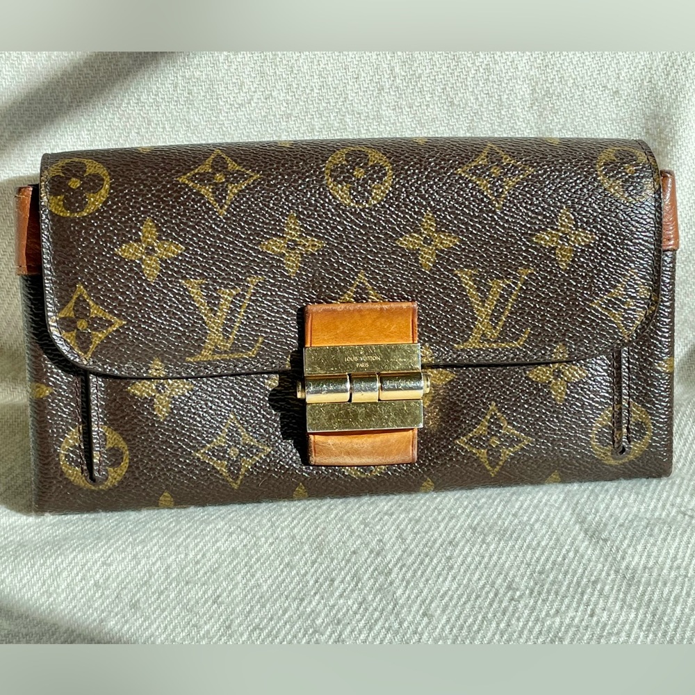 Louis Vuitton Elysee Vintage Wallet w/ COA